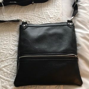 Flat crossbody bag. High quality vegan leather.